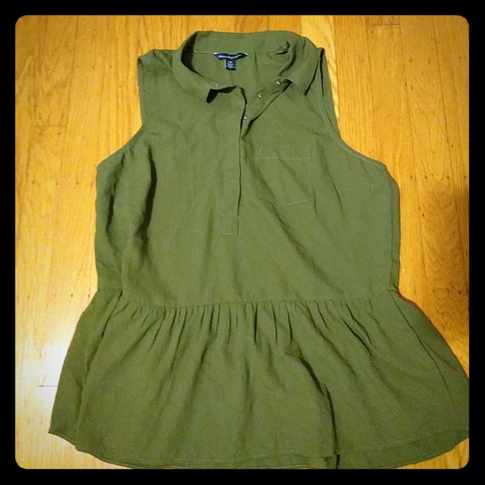 American Eagle Sleeveless Peplum Top(M)